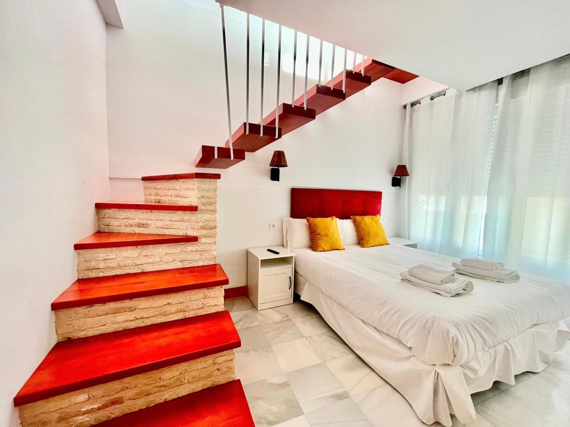 Philippe'S Home Triana Con Terraza Seville Exterior photo